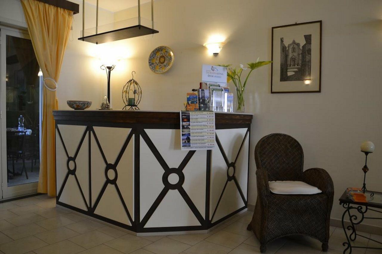 Hotel Marabel Sant'Alessio Siculo Ngoại thất bức ảnh
